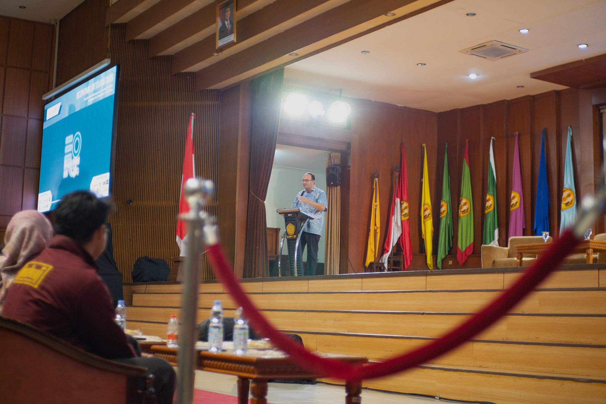 economic outlook 2025 57